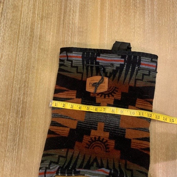 Pendleton Drag-string Bag - Picture 7 of 16